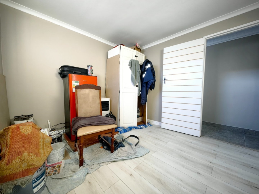 3 Bedroom Property for Sale in Portlands Western Cape